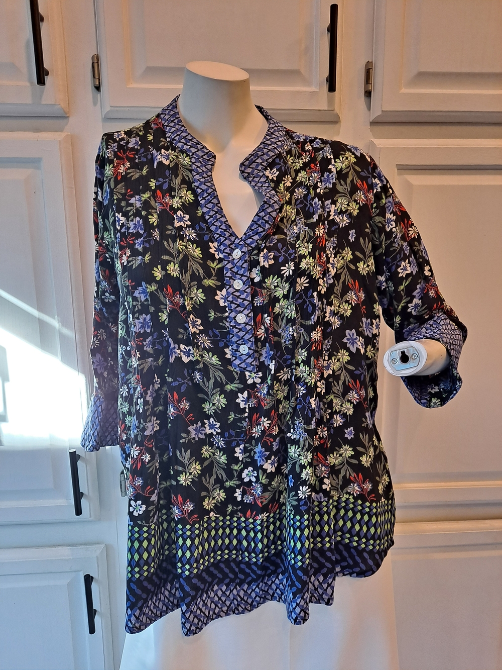 LaCera Floral Black Navy Split-Neck Loose Fit Pleated Tunic with Geometric Trim
